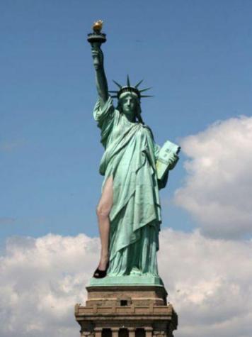 Right Leg | Angelina Jolie | Statue of Liberty | Oscars 2012